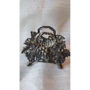 1994 Godinger Silver Plate Napkin Holder in Grapes & Grape Leaves Motif 7x5.25"‎